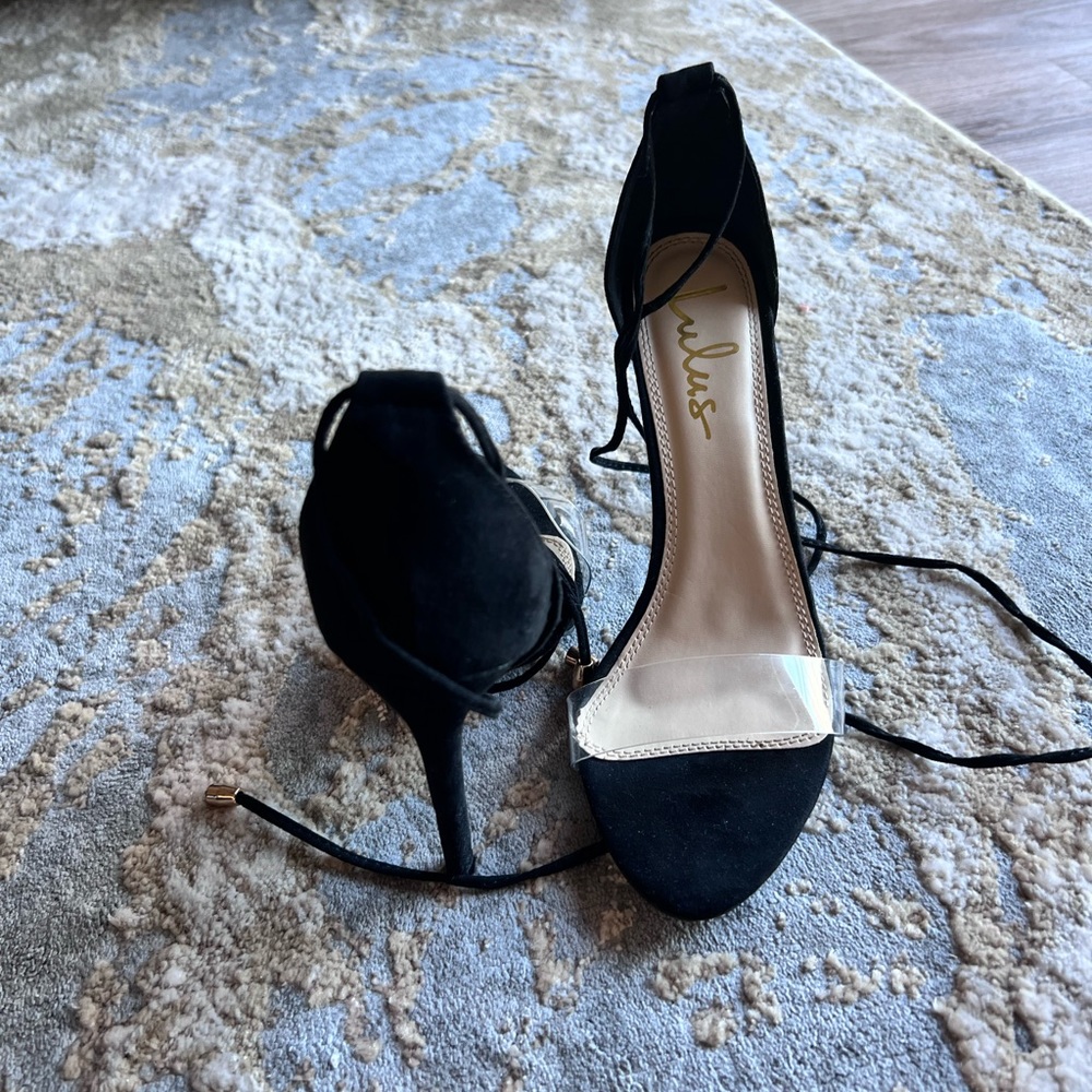 Lulus Strappy Heel with clear toe strap size 9